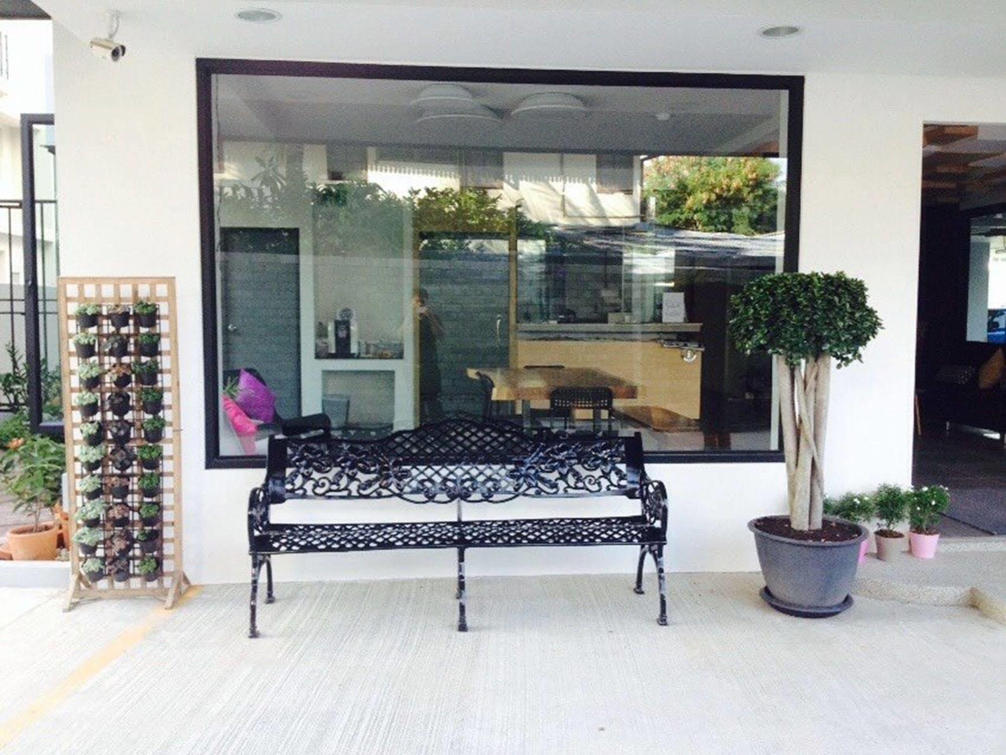 Vanilla Residence Chiangmai Τσιάνγκ Μάι Εξωτερικό φωτογραφία